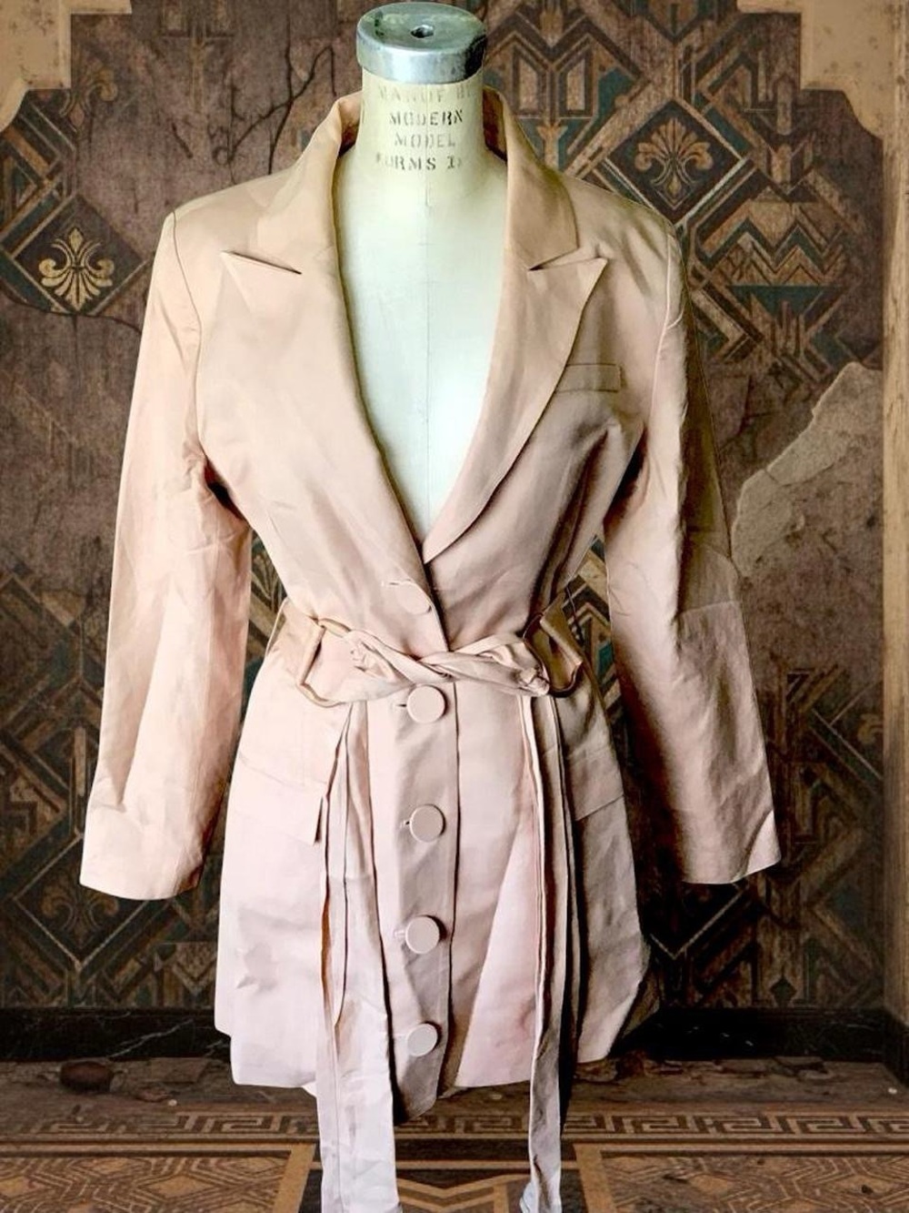 Belted Tailored Blazer Dress in Light Blush Color Size 8
